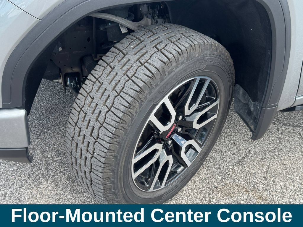 Used 2024 GMC Sierra 1500 AT4 w/ Technology Package AWD/4WD image 41