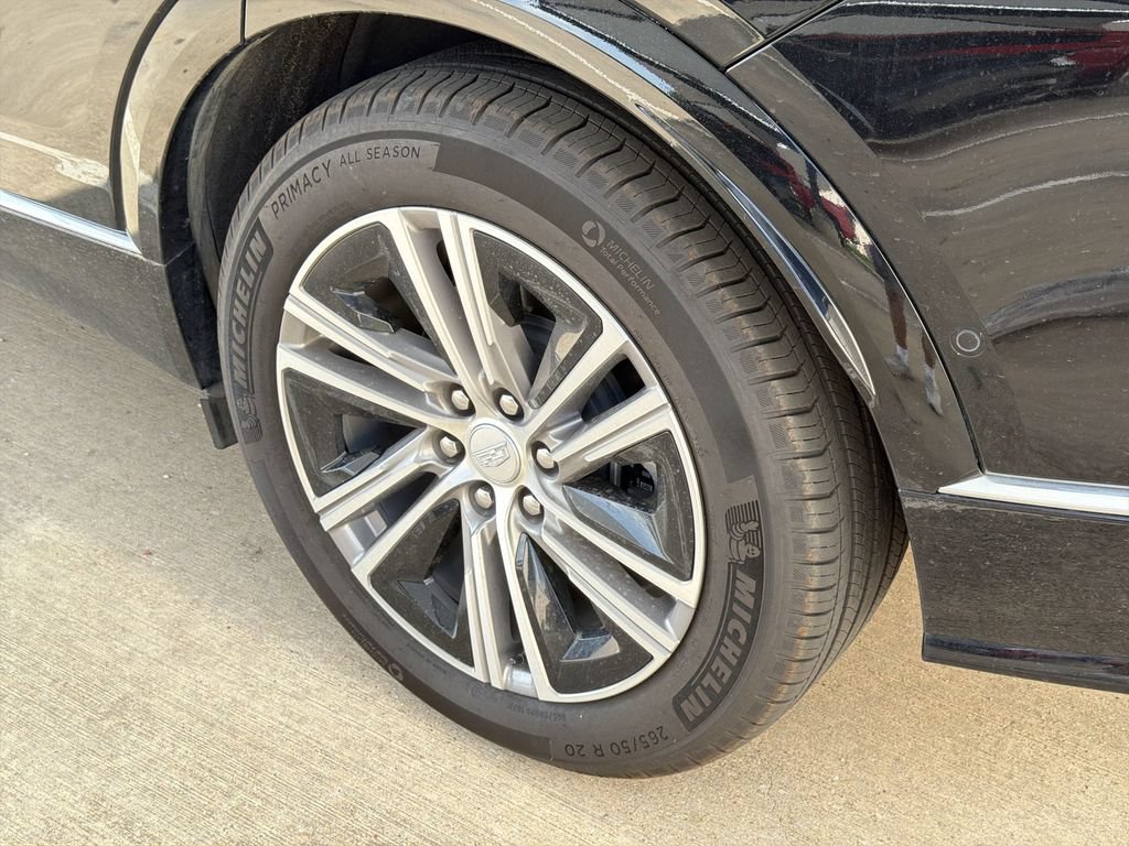 Used 2024 Cadillac Lyriq Luxury RWD image 4