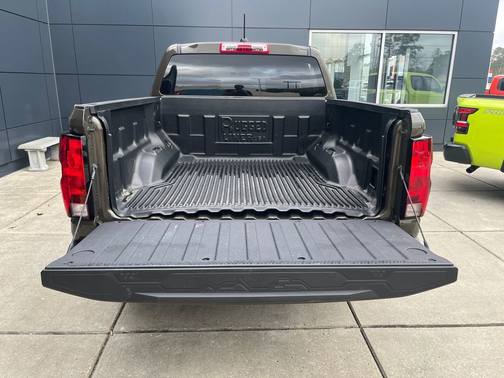 Used 2023 Chevrolet Colorado W/T RWD image 26