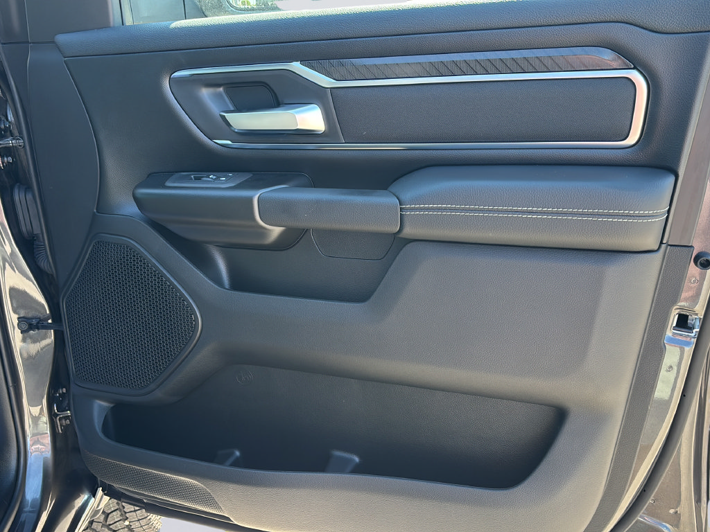 New 2026 RAM 1500 Big Horn AWD/4WD image 9