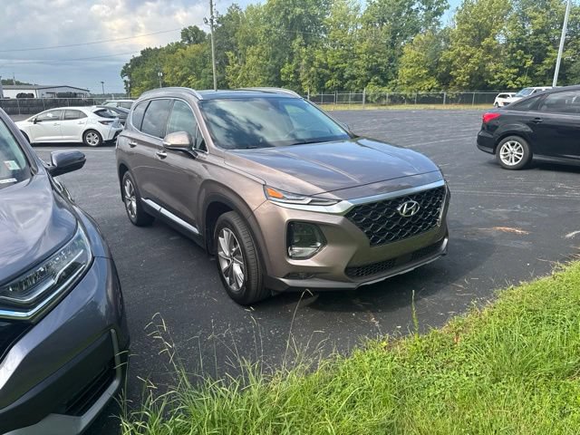 Used 2020 Hyundai Santa Fe SEL w/ Convenience + Premium Package FWD image 2