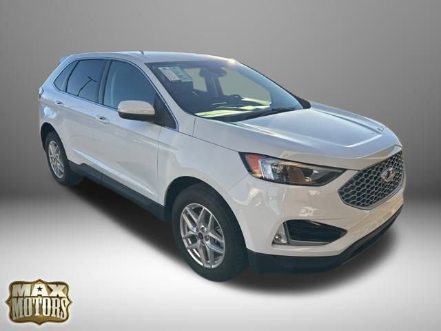 Used 2024 Ford Edge SEL w/ Convenience Package image 3