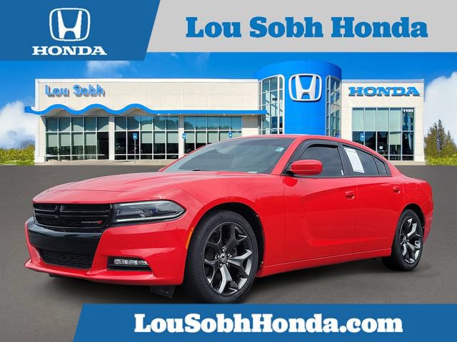 Used 2015 Dodge Charger SXT RWD 360° Tour