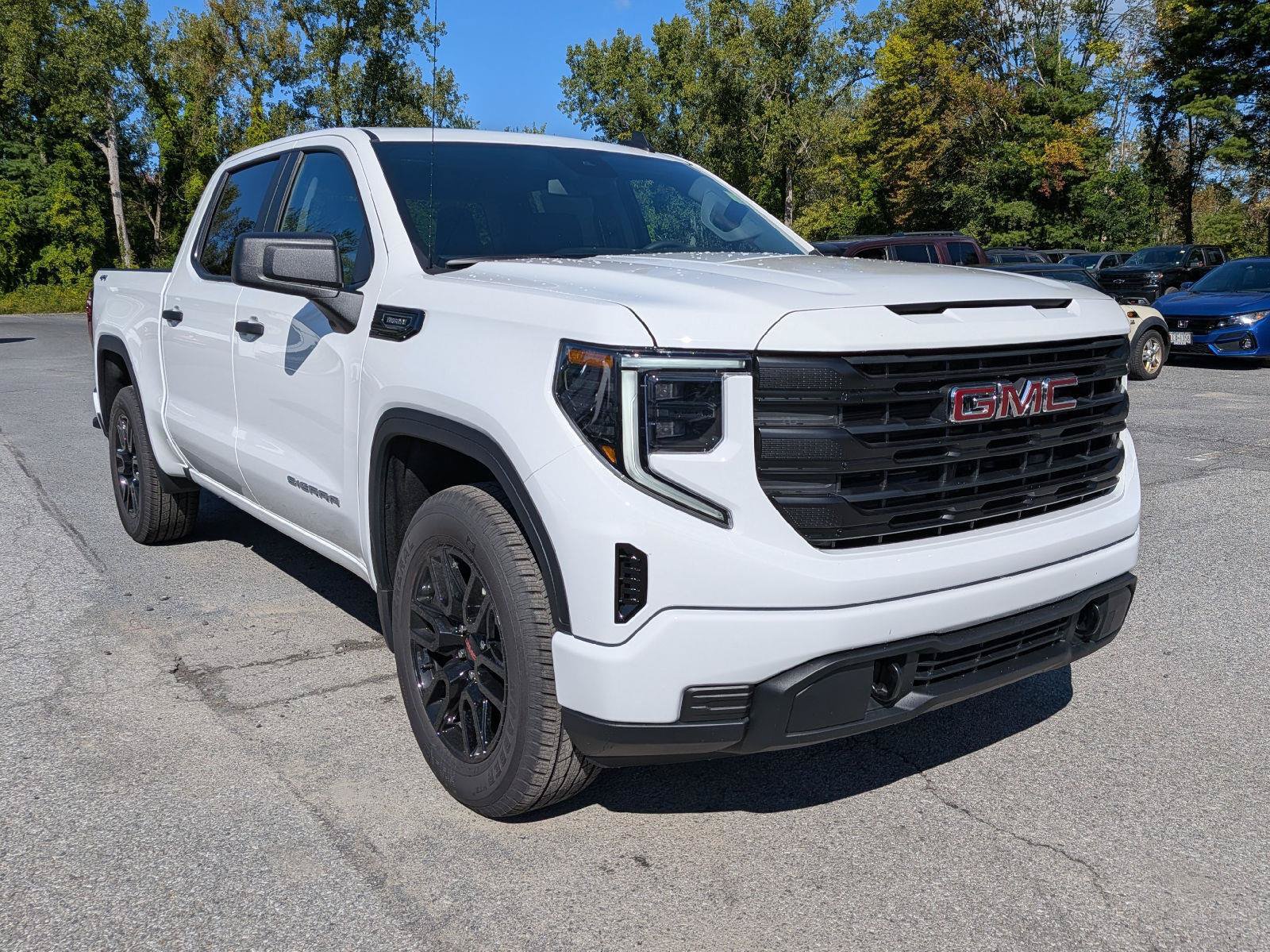New 2026 GMC Sierra 1500 Pro w/ Graphite Edition AWD/4WD image 4