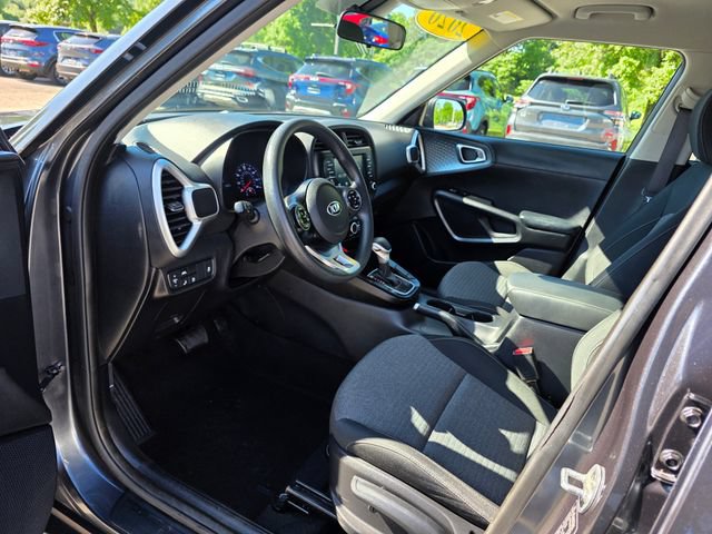 Used 2020 Kia Soul S FWD image 14