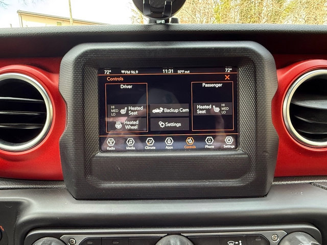 Used 2021 Jeep Gladiator Rubicon w/ Cold Weather Group image 22