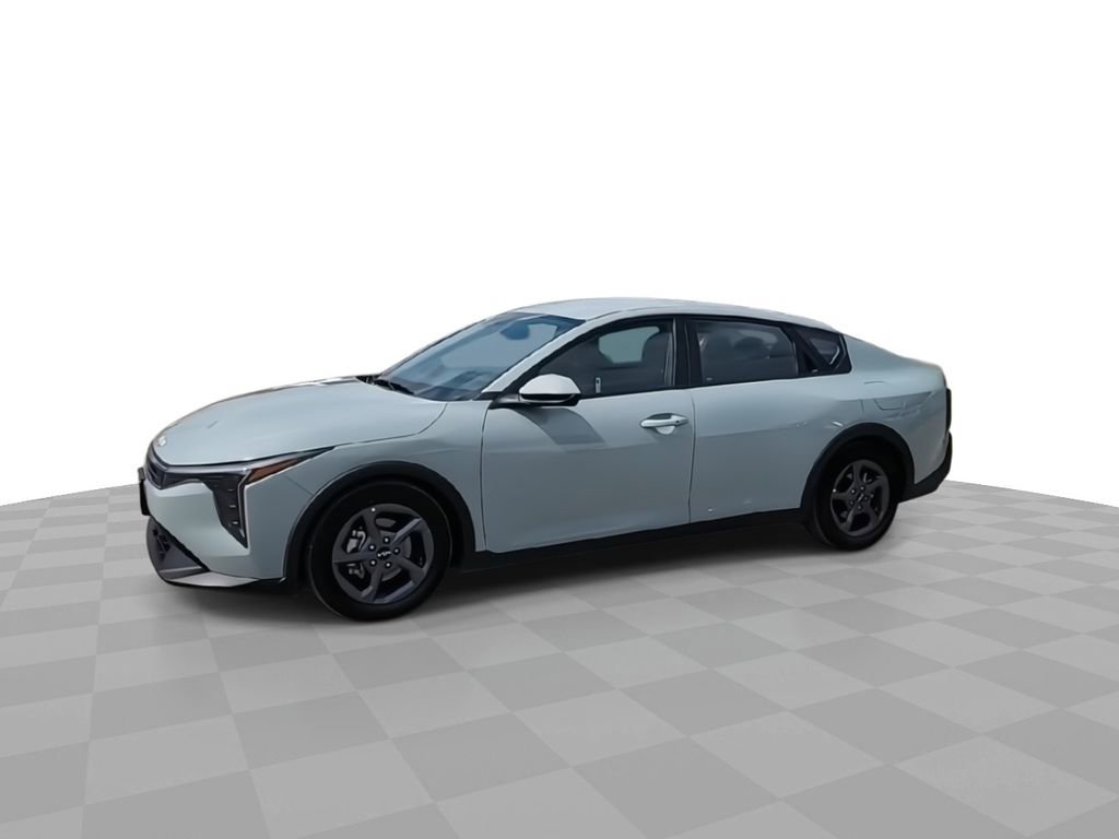 Used 2025 Kia K4 LXS FWD image 4