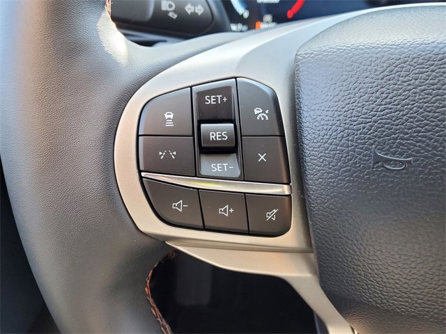 Used 2025 Ford Explorer Active w/ Active Comfort Package image 23