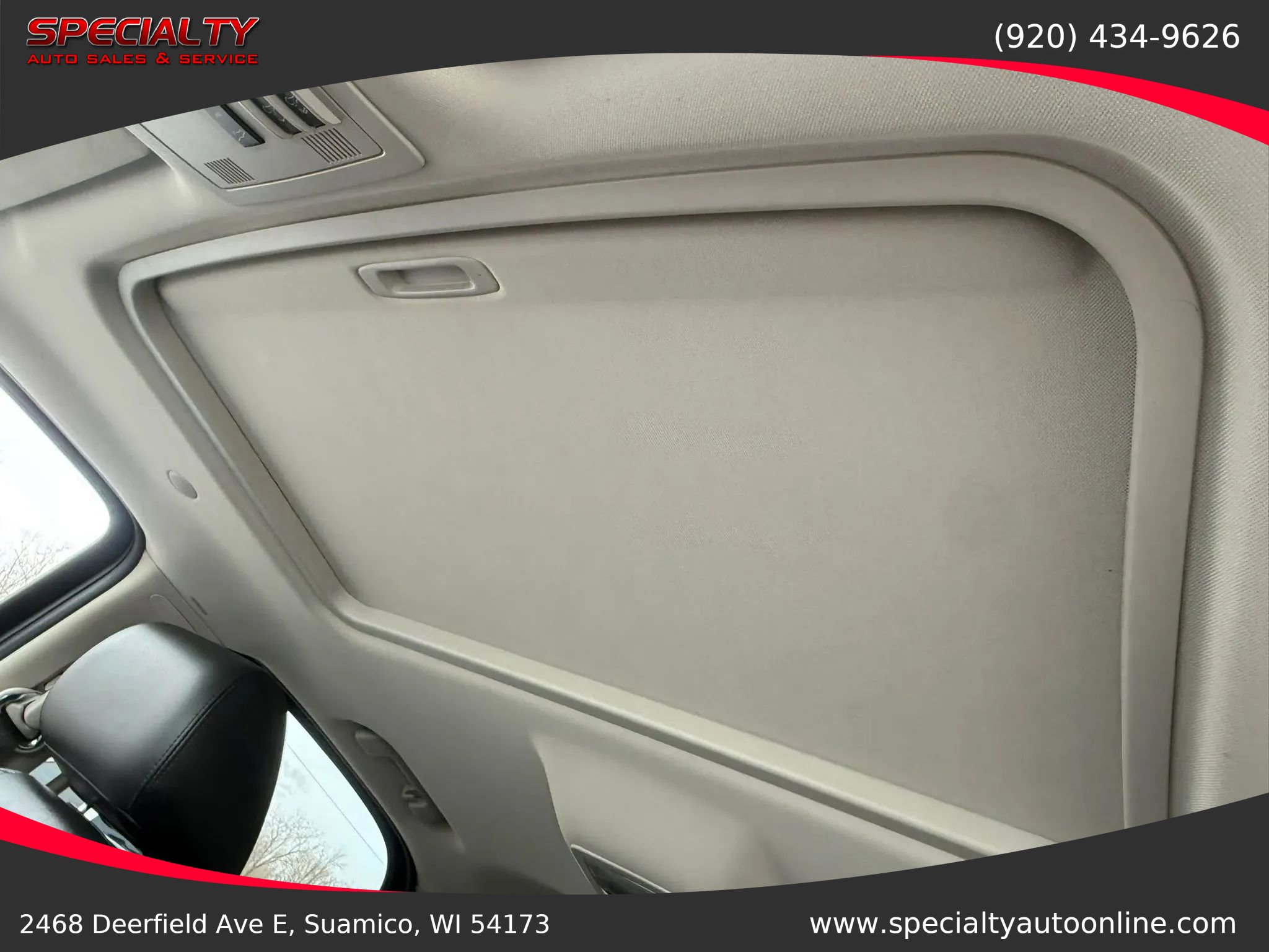 Used 2011 Cadillac Escalade AWD w/ Touring Package image 39