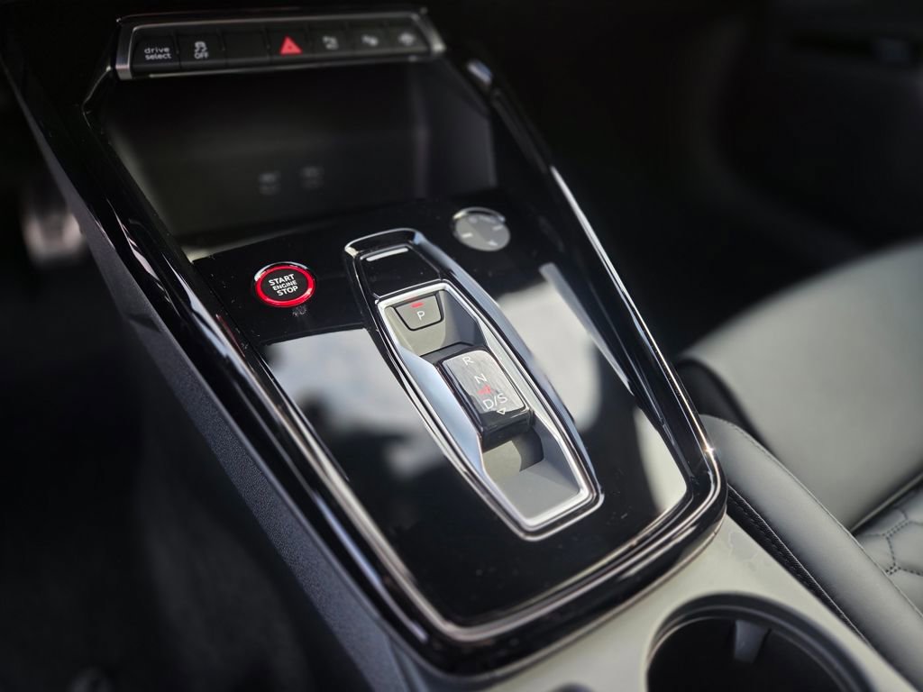 Used 2025 Audi RS 3 image 19