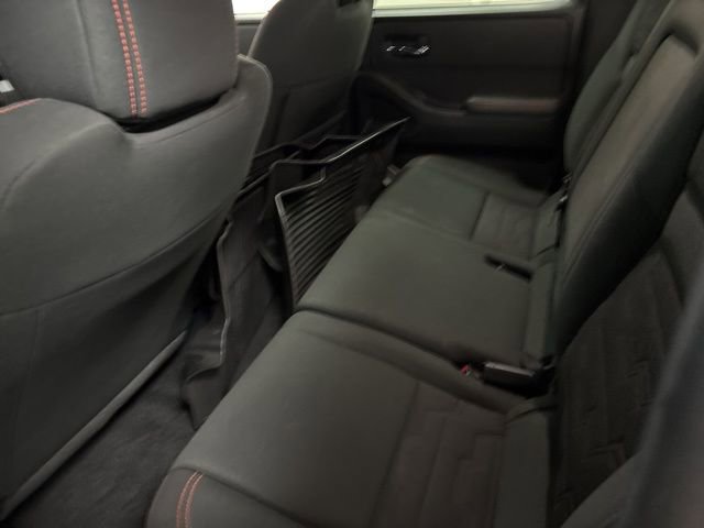 Used 2023 Nissan Frontier PRO-4X w/ Pro Convenience Package AWD/4WD image 16