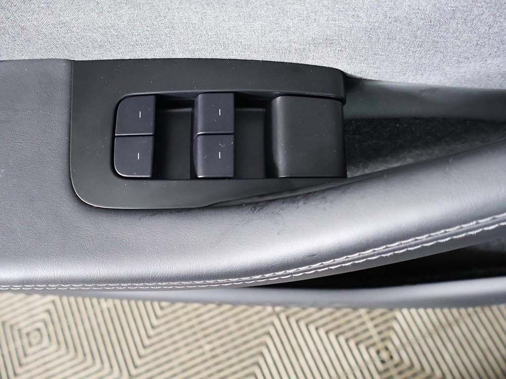 Used 2025 Tesla Model 3 Long Range RWD image 38