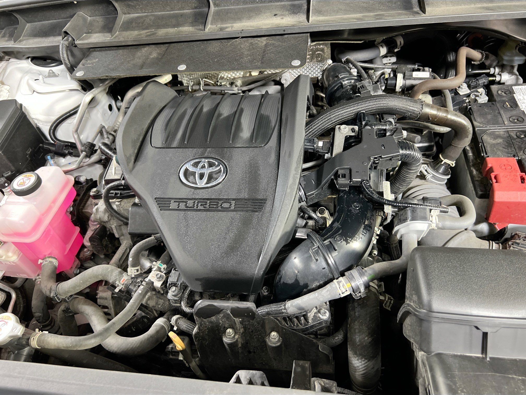 Used 2023 Toyota Highlander XLE image 32