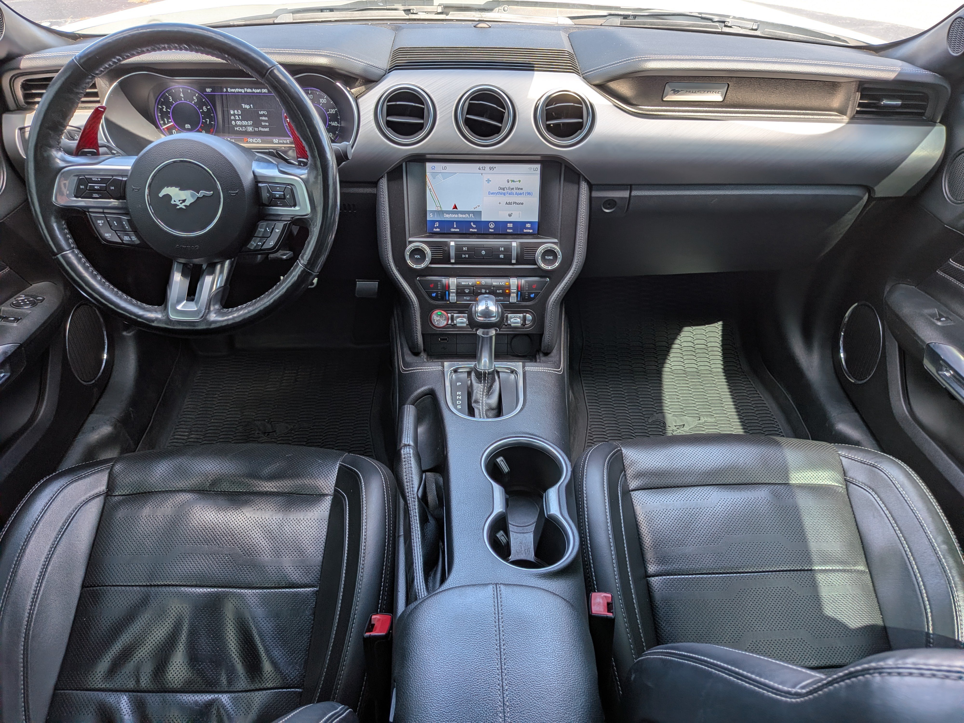 Used 2022 Ford Mustang GT Premium w/ Equipment Group 401A RWD image 13