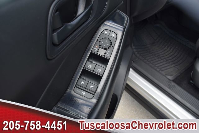 Used 2024 Nissan Rogue S FWD image 17