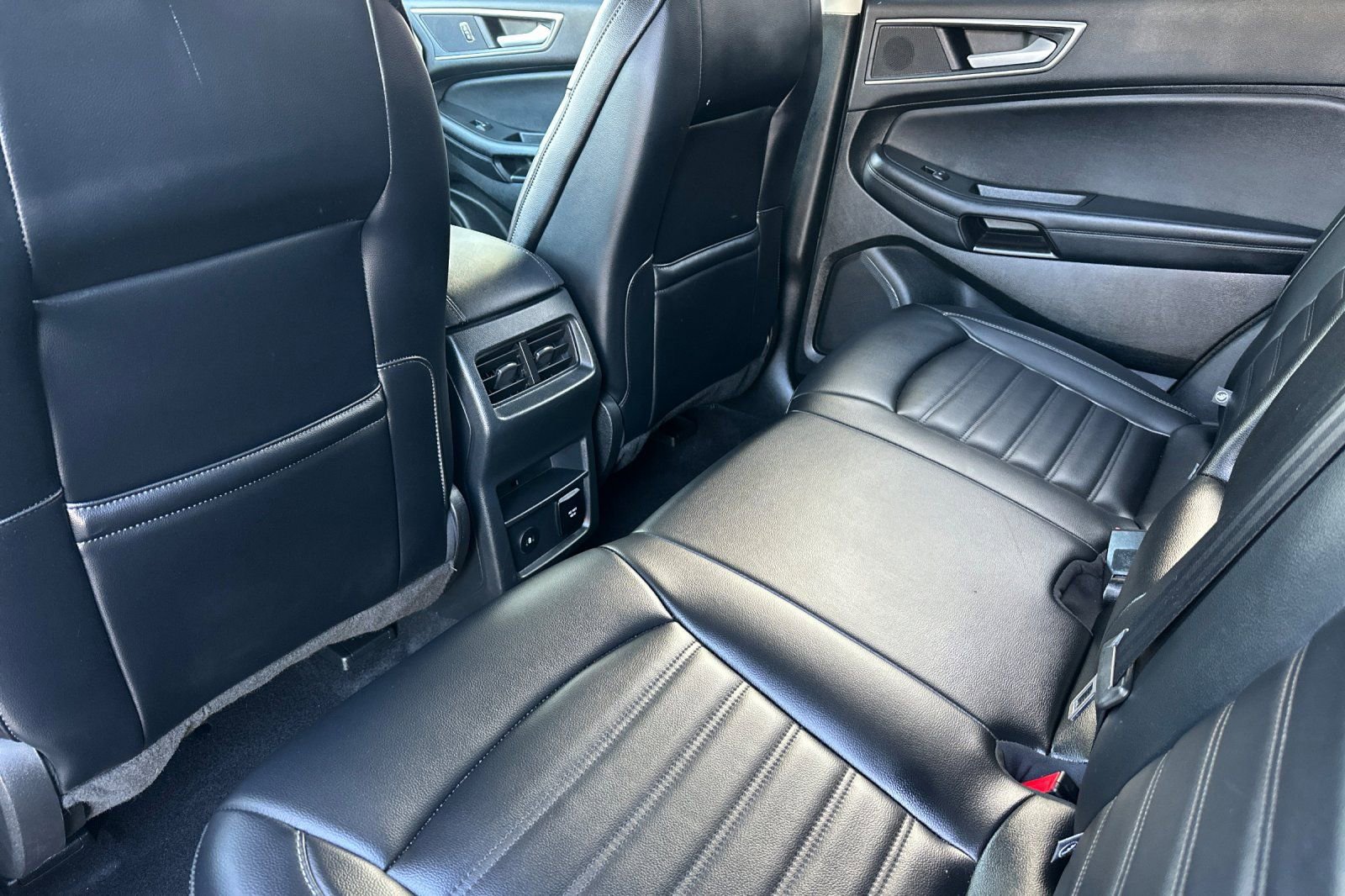 Used 2023 Ford Edge SEL w/ Convenience Package AWD/4WD image 11