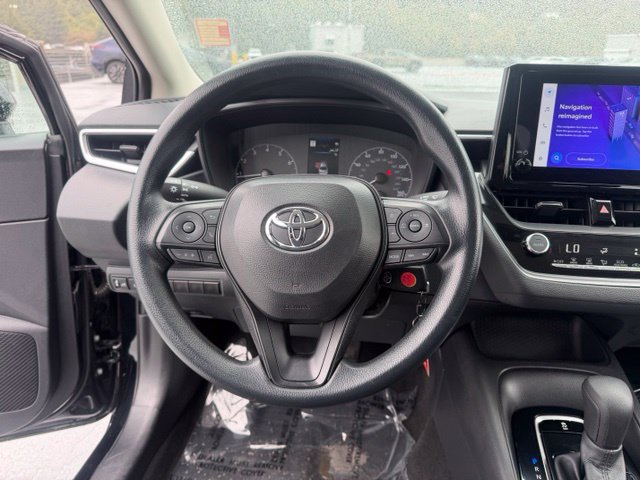Used 2024 Toyota Corolla LE FWD image 13