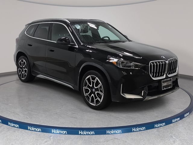 Certified 2026 BMW X1 xDrive28i w/ Technology Package AWD/4WD image 3