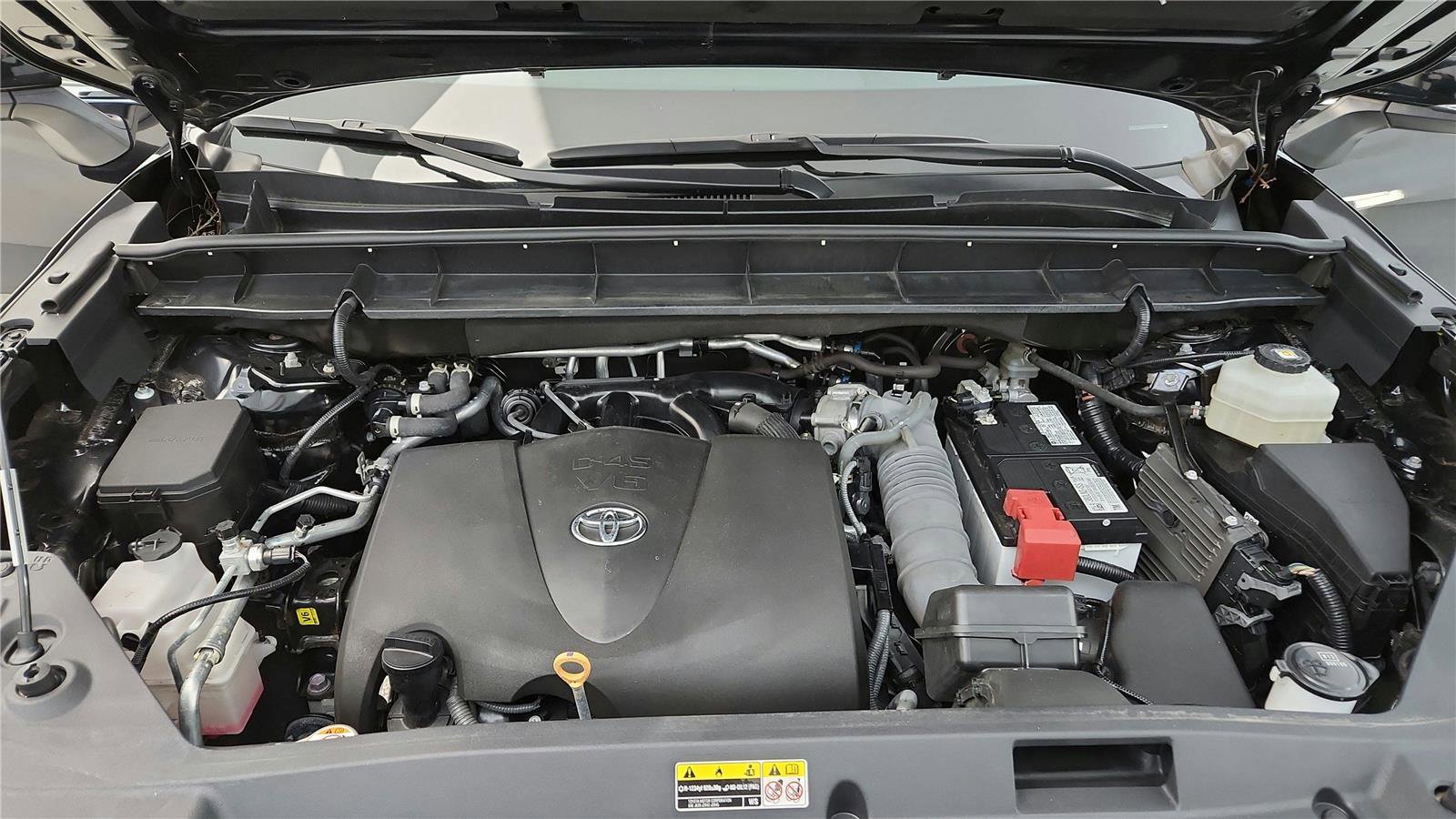 Certified 2022 Toyota Highlander XLE image 27