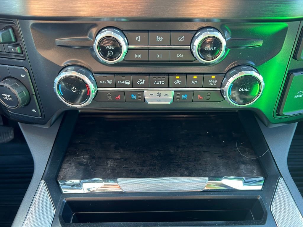 Used 2024 Ford F350 Lariat AWD/4WD image 29