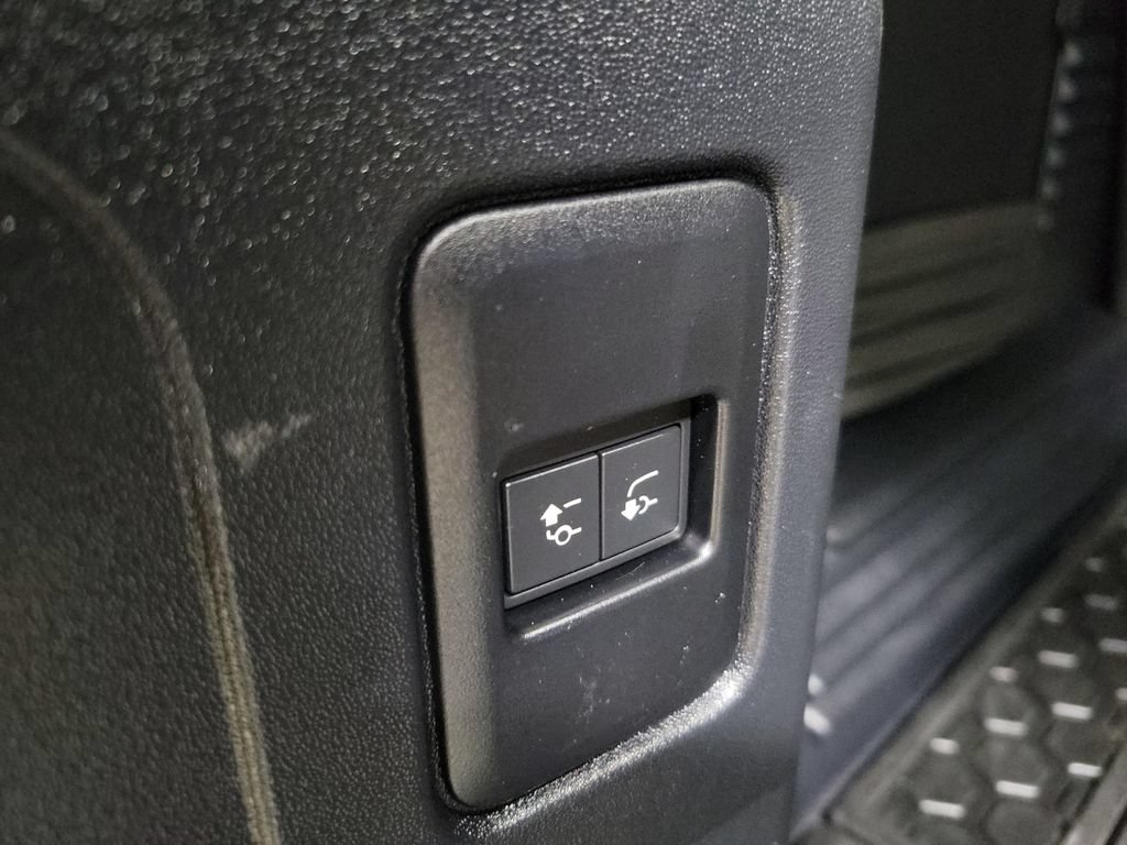 Used 2024 Land Rover Defender 110 S AWD/4WD image 29