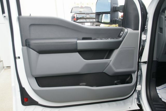 New 2026 Ford F350 XLT image 15