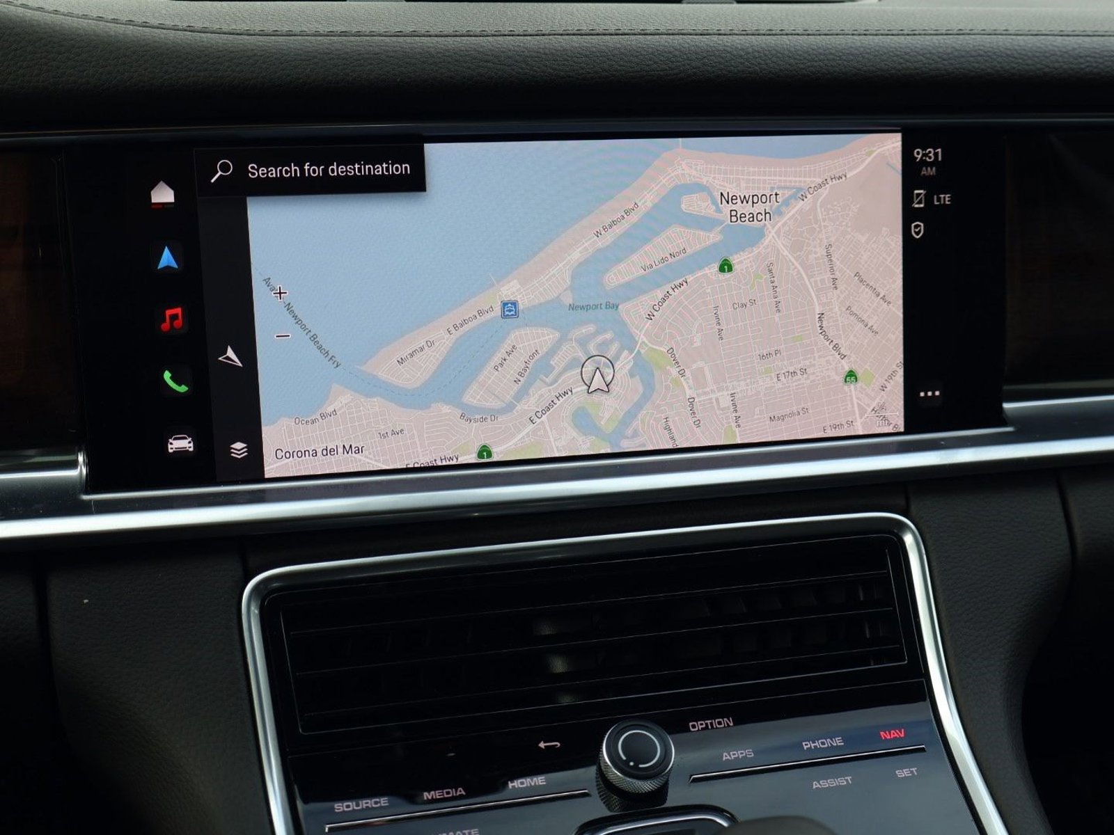 Certified 2023 Porsche Panamera Platinum Edition image 18