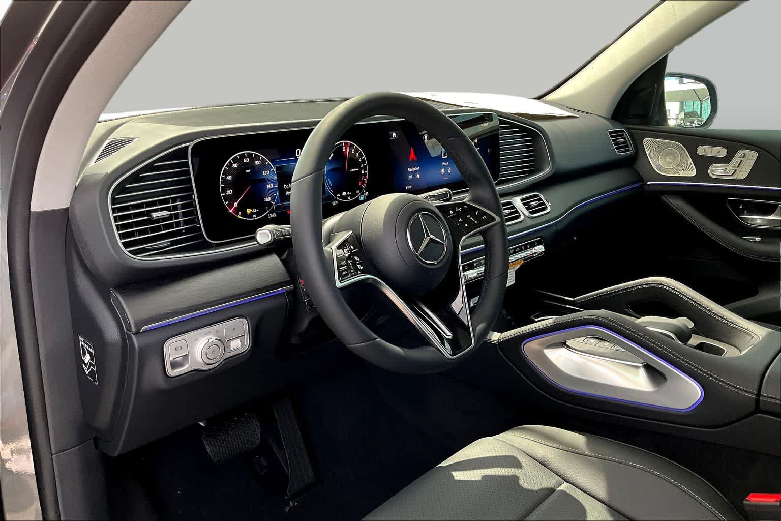 New 2026 Mercedes-Benz GLE 450e 4MATIC image 10