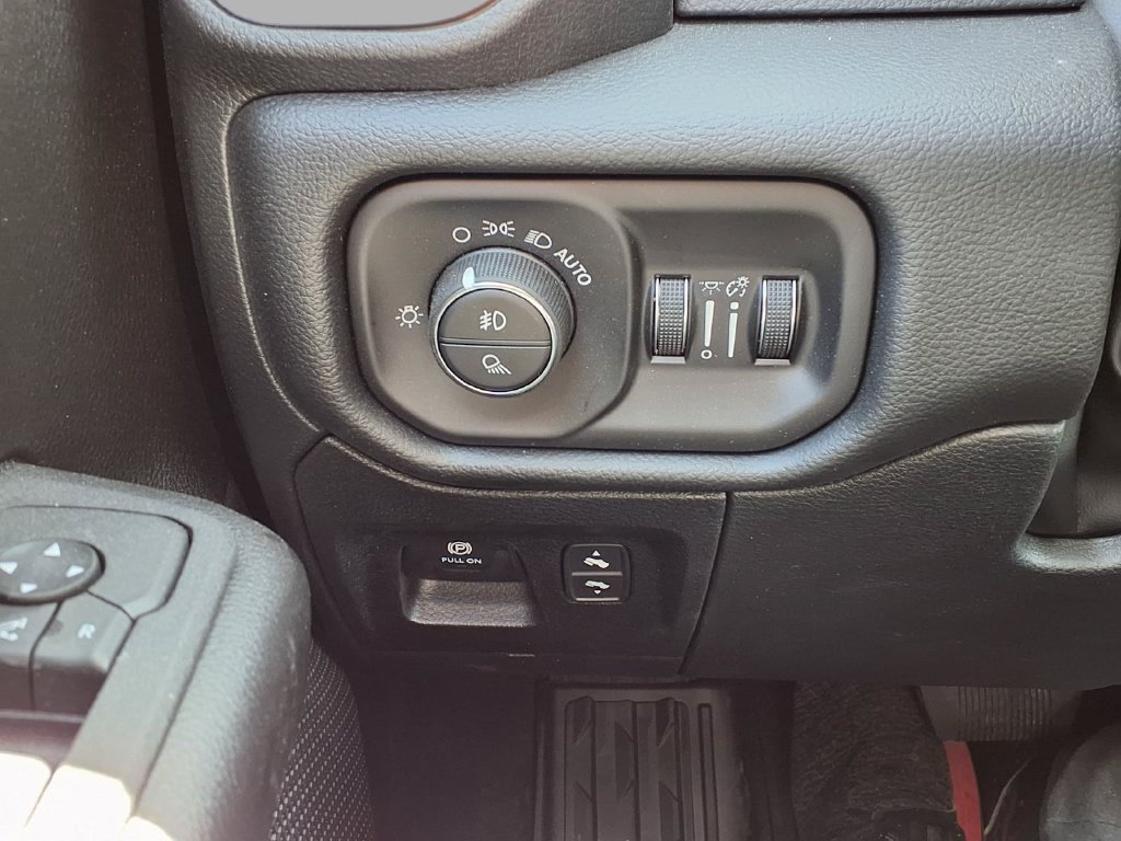 New 2026 RAM 1500 Big Horn AWD/4WD image 18