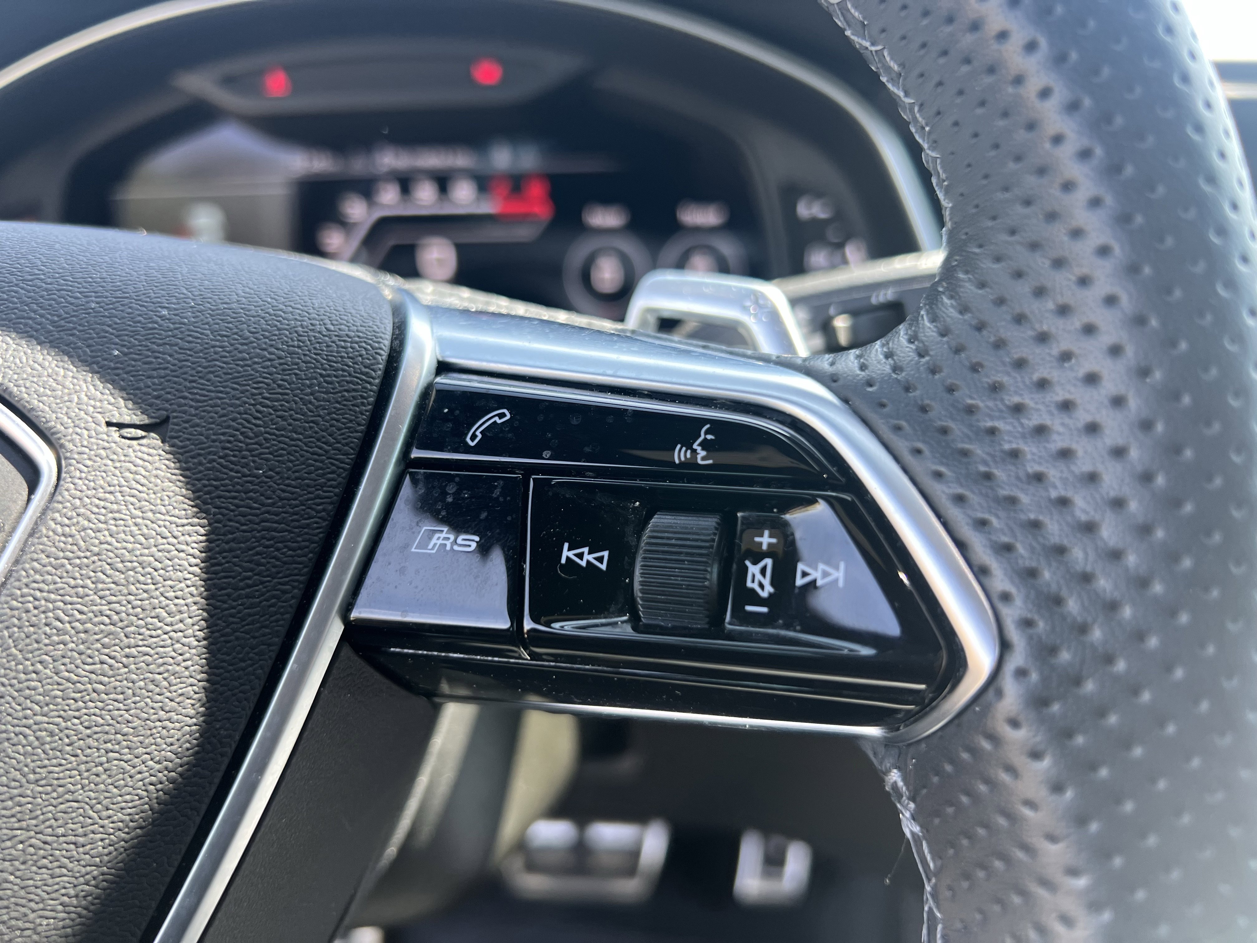 Used 2023 Audi RS 6 image 21