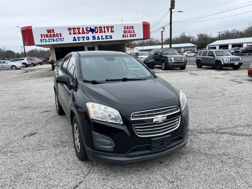 Used 2016 Chevrolet Trax LS image 2