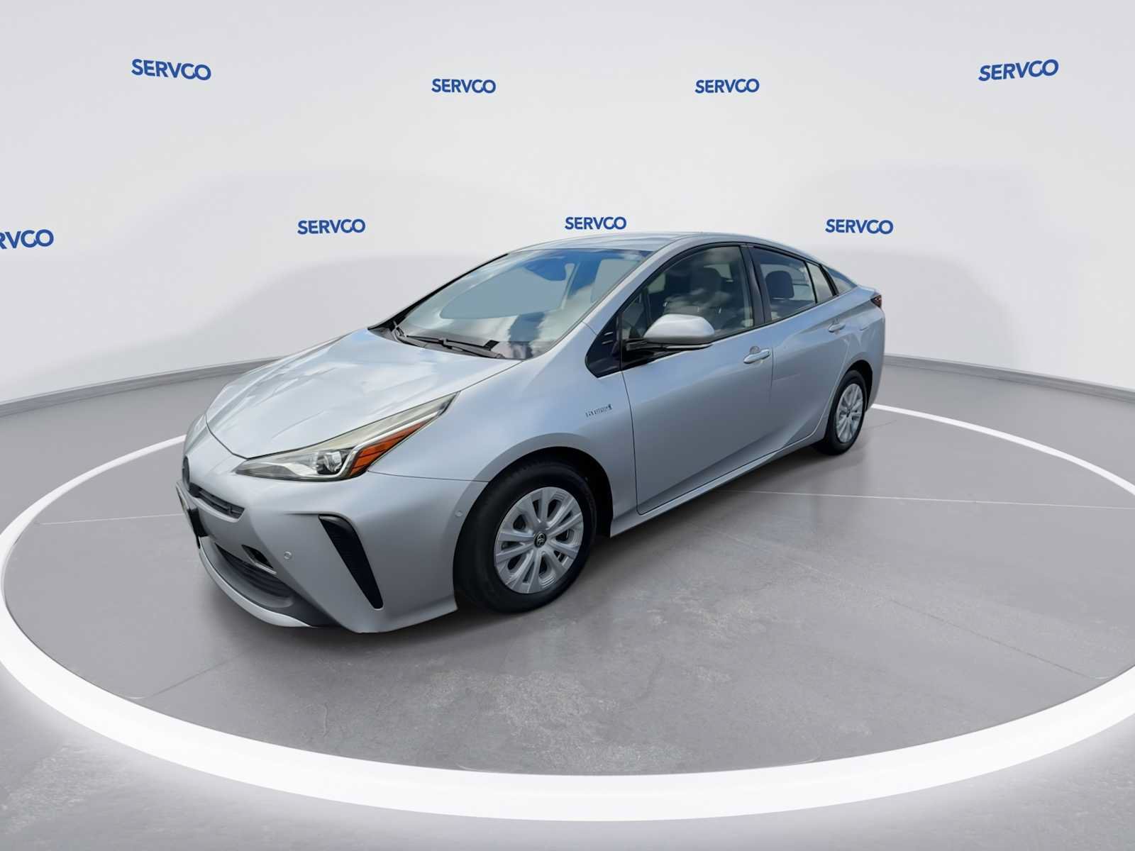 Used 2020 Toyota Prius LE FWD image 4