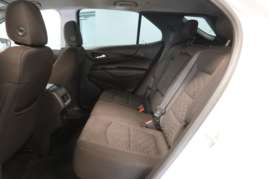 Used 2020 Chevrolet Equinox LT w/ Driver Convenience Package FWD image 27