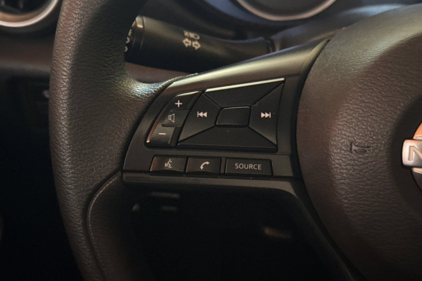 Used 2024 Nissan Versa S w/ S Plus Package FWD image 28