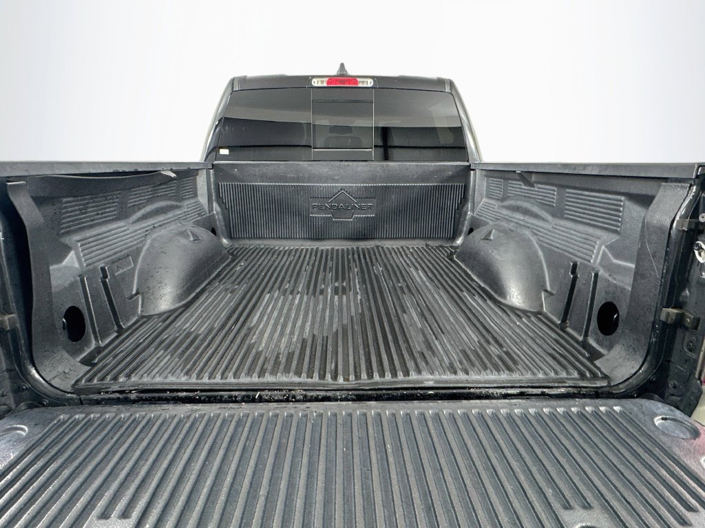 Used 2019 RAM 1500 Laramie AWD/4WD image 31
