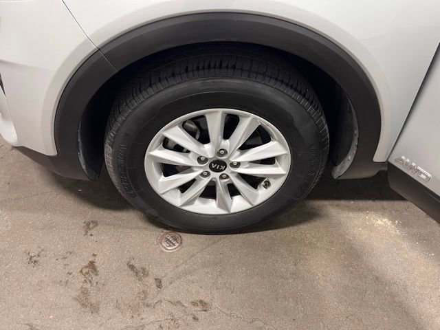 Used 2020 Kia Sorento AWD V6 image 29