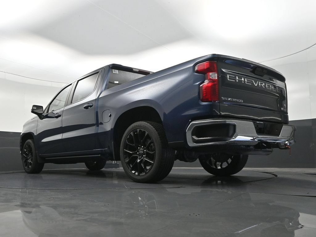 Used 2022 Chevrolet Silverado 1500 LT RWD image 25