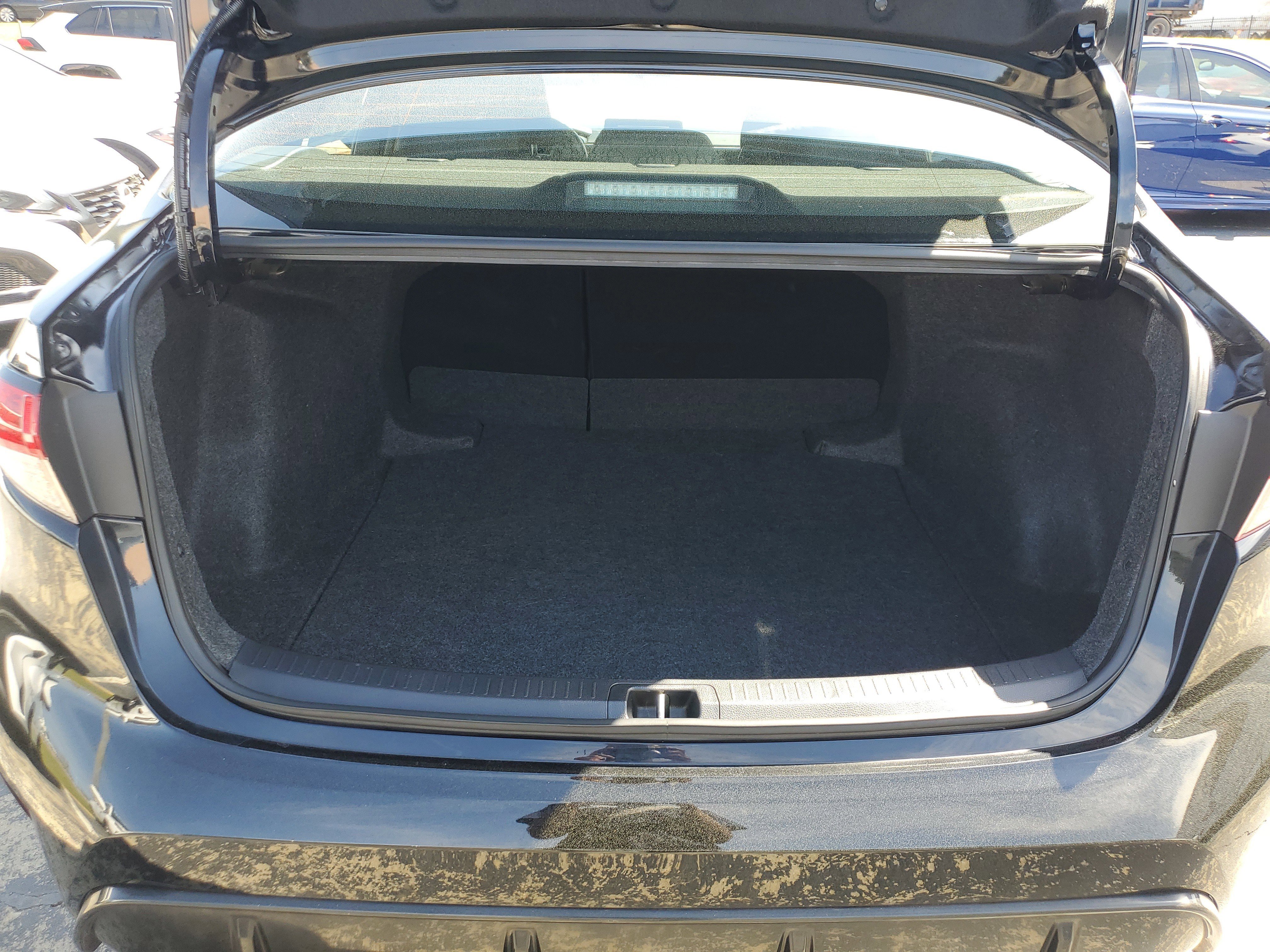 Used 2025 Toyota Corolla SE image 8