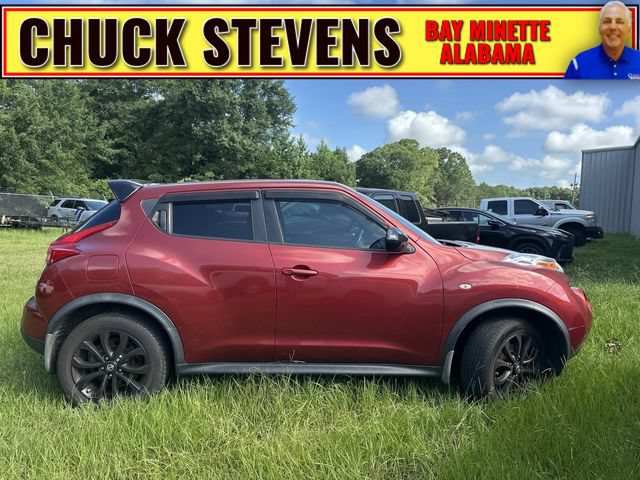 Used 2013 Nissan Juke SV w/ Midnight Edition FWD video 1