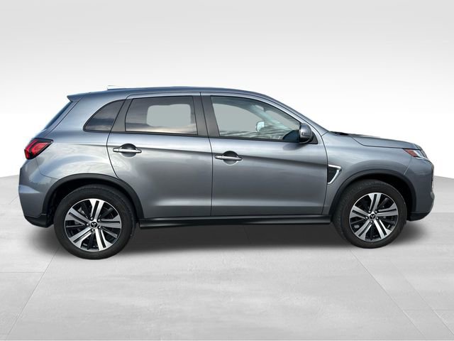 Used 2025 Mitsubishi Outlander Sport SE image 6