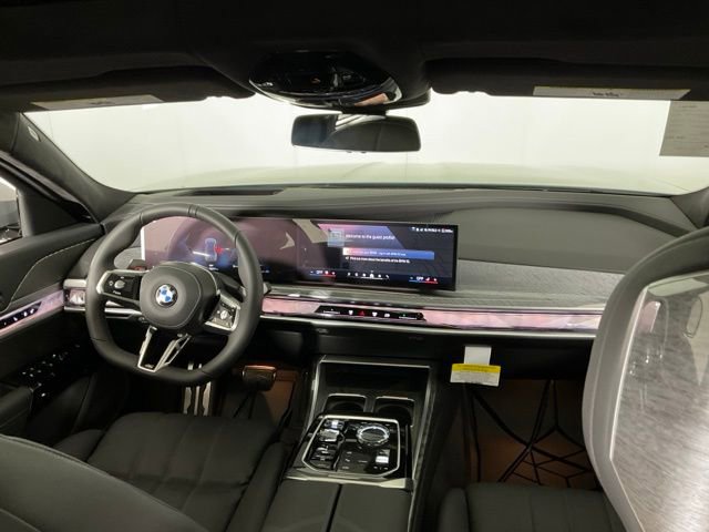 Used 2024 BMW 760i xDrive image 14