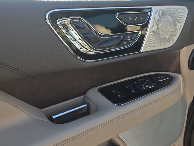 Used 2023 Lincoln Navigator L Reserve image 21