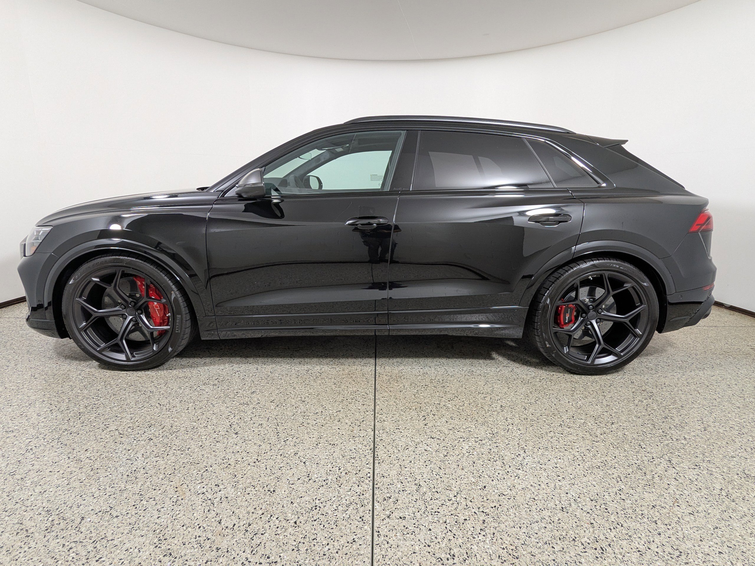 New 2026 Audi RS Q8 performance image 4