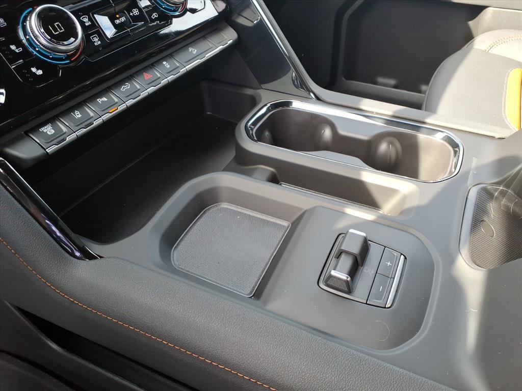 New 2026 GMC Sierra 2500 AT4 w/ AT4 Premium Plus Package image 15