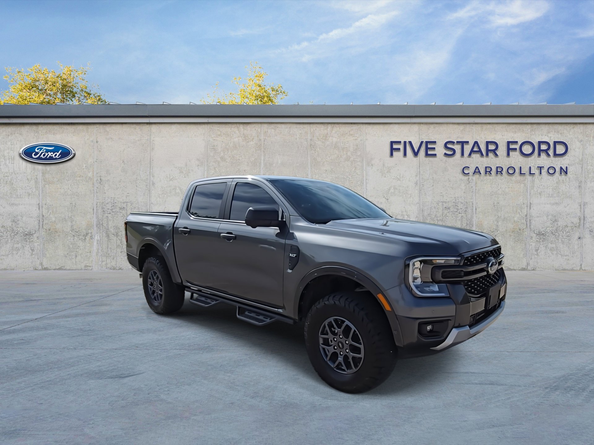 Used 2024 Ford Ranger XLT w/ Technology Package image 2