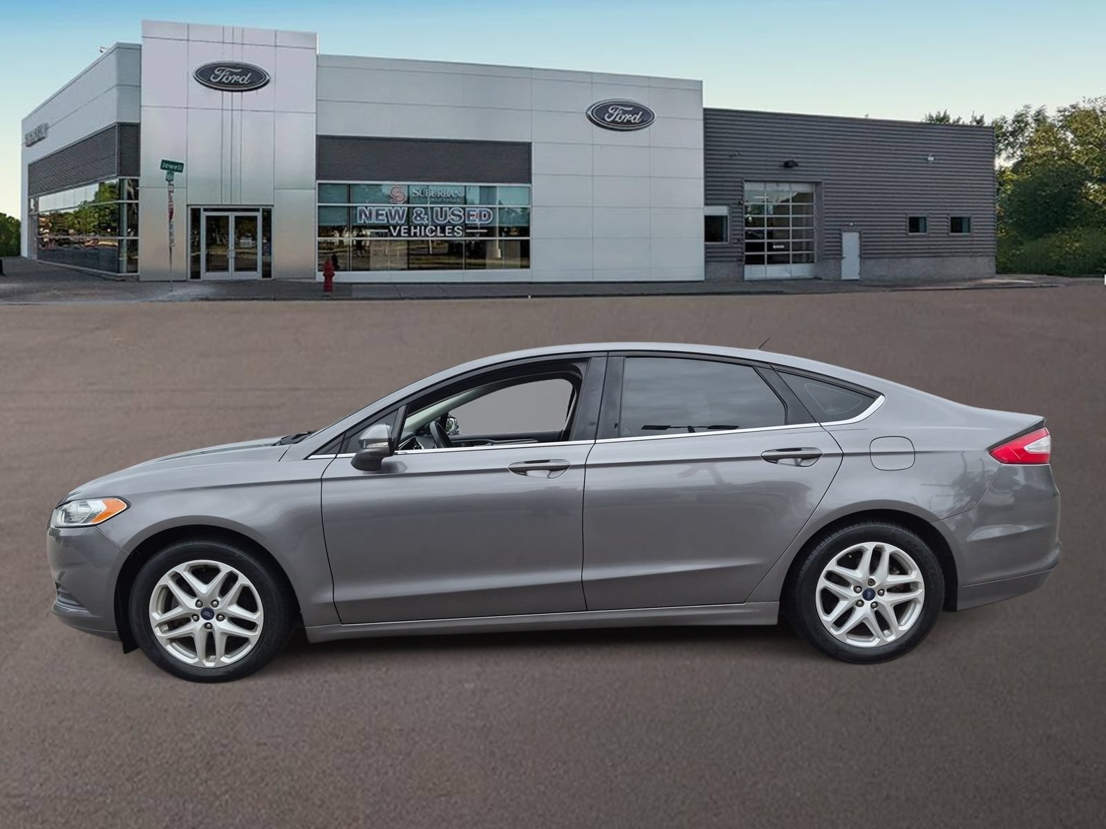 Used 2014 Ford Fusion SE FWD image 6