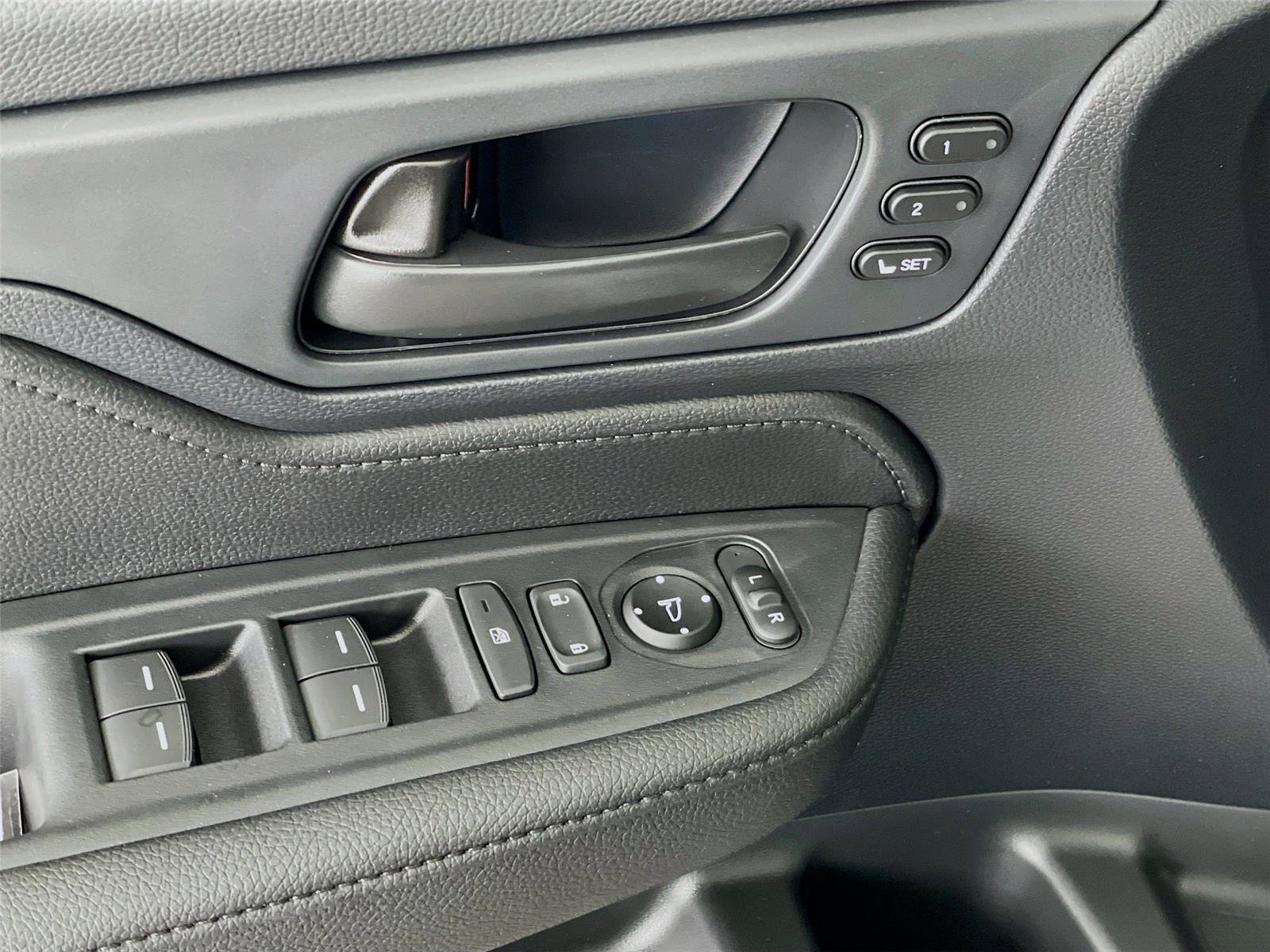 New 2026 Honda Odyssey EX-L image 21