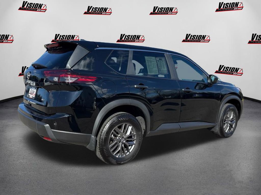 Certified 2025 Nissan Rogue S AWD/4WD image 5