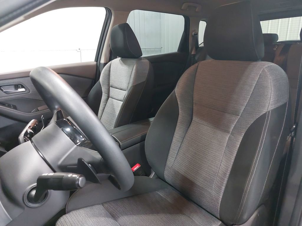 Certified 2023 Nissan Rogue SV image 14