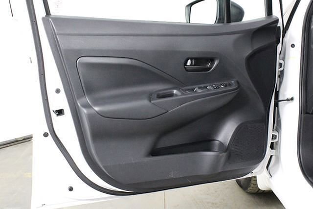 Used 2021 Nissan Versa S image 14